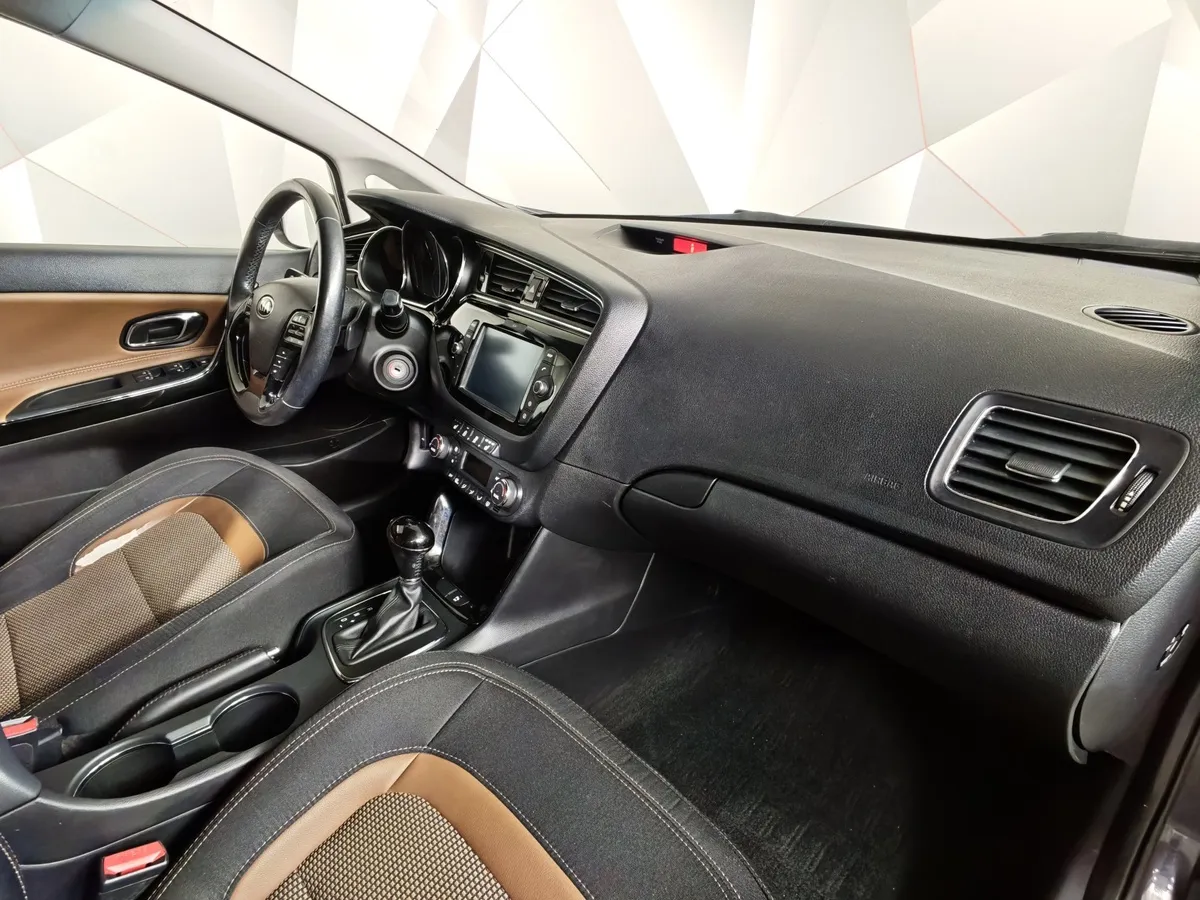 Kia Ceed 1.6 AT (130 л.с.) Luxe Серый в АВИЛОН. Слайд №13