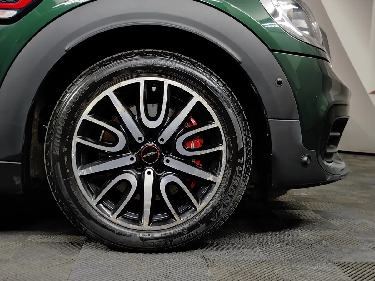 MINI Countryman 2.0 AMT 4WD (204 л.с.) ALL4 Зеленый в АВИЛОН. Слайд №7
