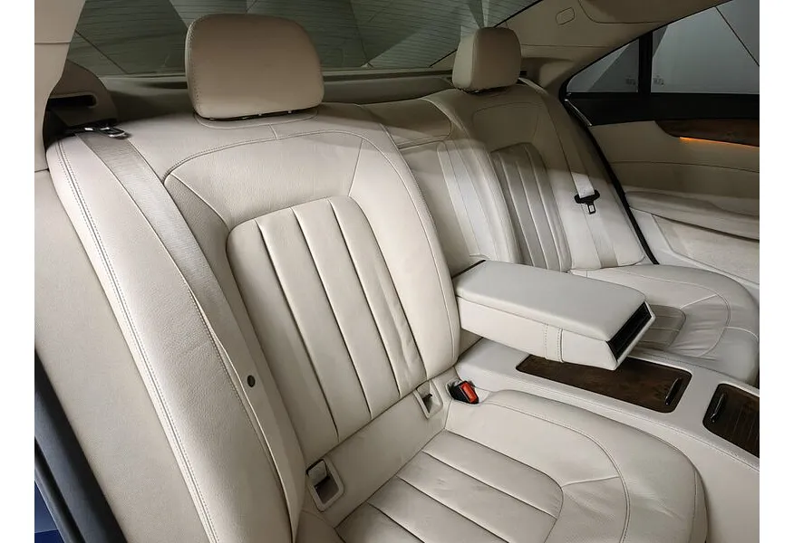 Mercedes-Benz CLS 350 d AT 4Matic (249 л.с.) Синий в АВИЛОН. Слайд №17