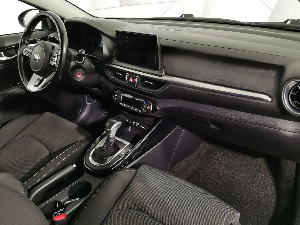Kia Cerato 1.6 AT (130 л.с.) Luxe Синий в АВИЛОН. Слайд №12