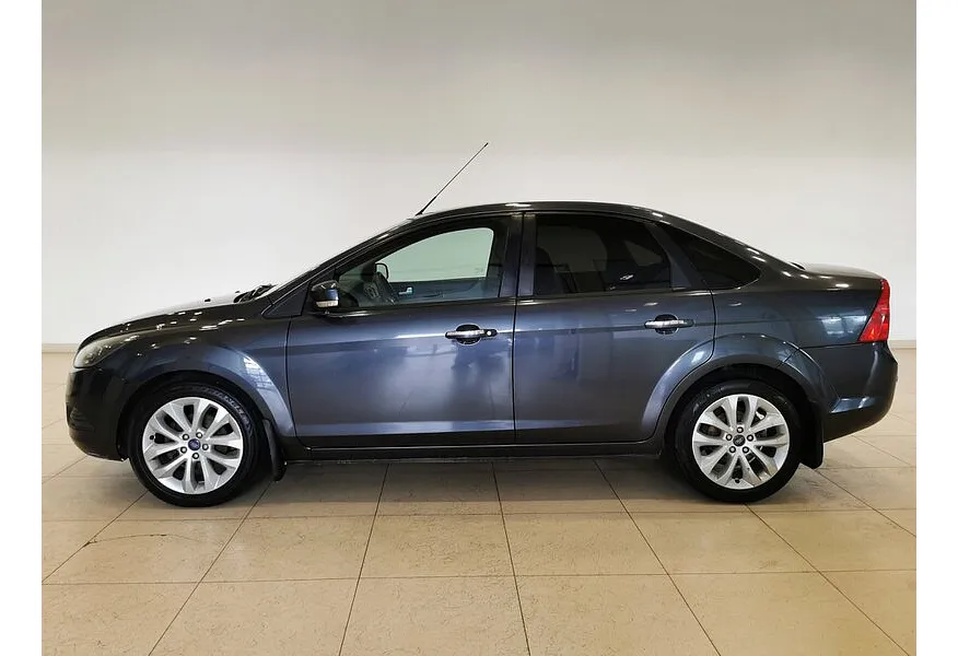 Ford Focus 1.6 MT (116 л.с.) Ghia Серый в АВИЛОН. Слайд №5