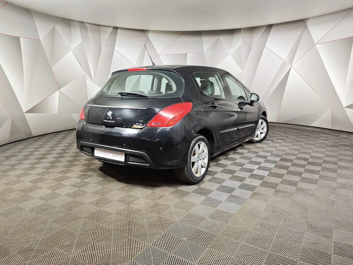 Peugeot 308 1.6 AT (120 л.с.) Черный в АВИЛОН. Слайд №2