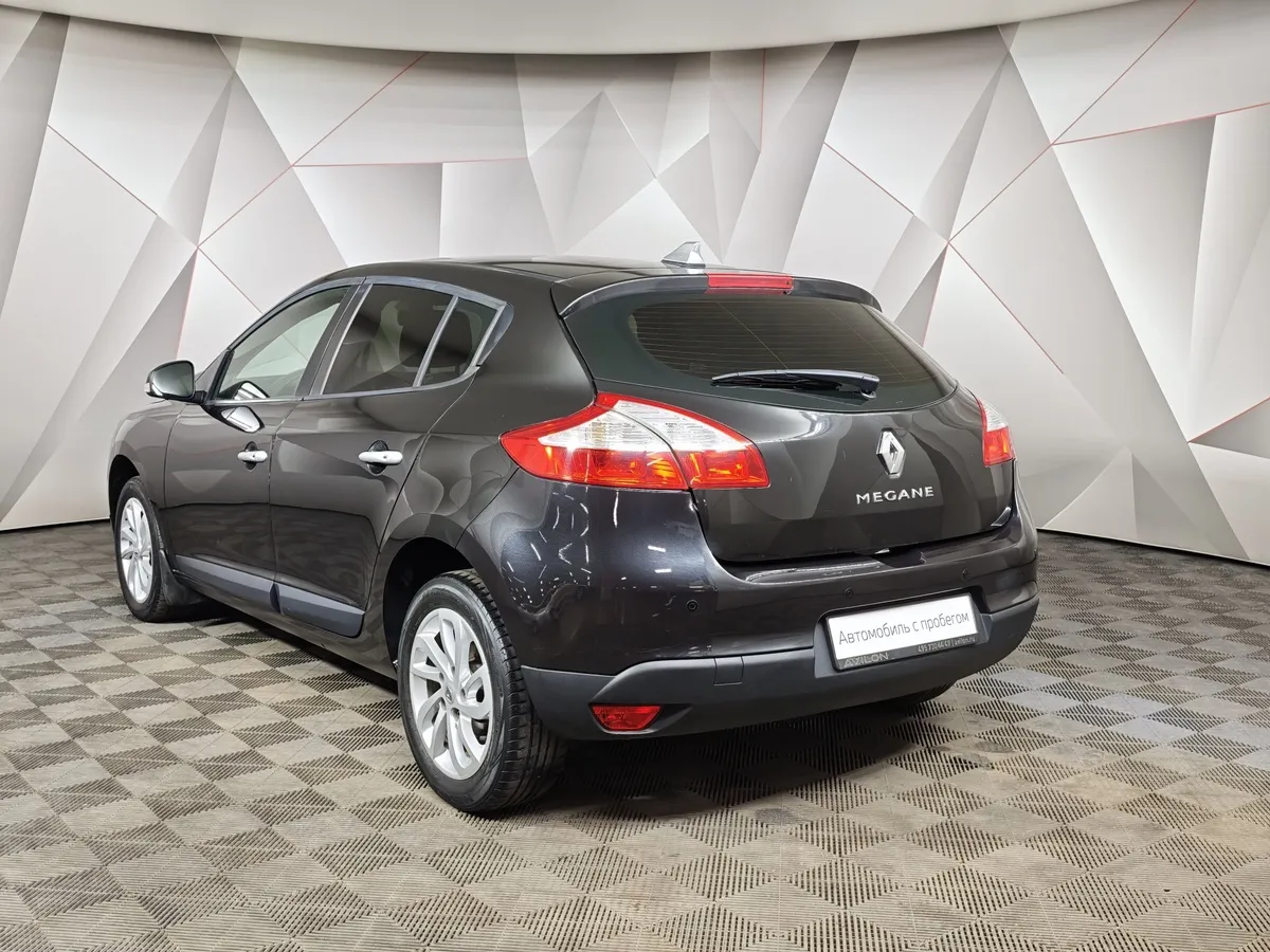 Renault Megane 1.6 MT (106 л.с.) Черный в АВИЛОН. Слайд №4