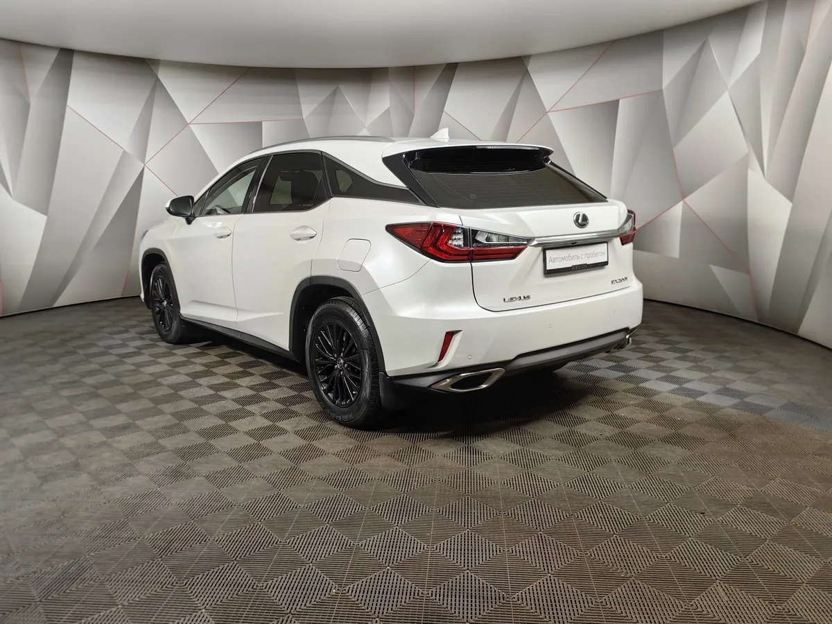 Lexus RX 200t AT AWD (238 л.с.) Executive Белый в АВИЛОН. Слайд №4