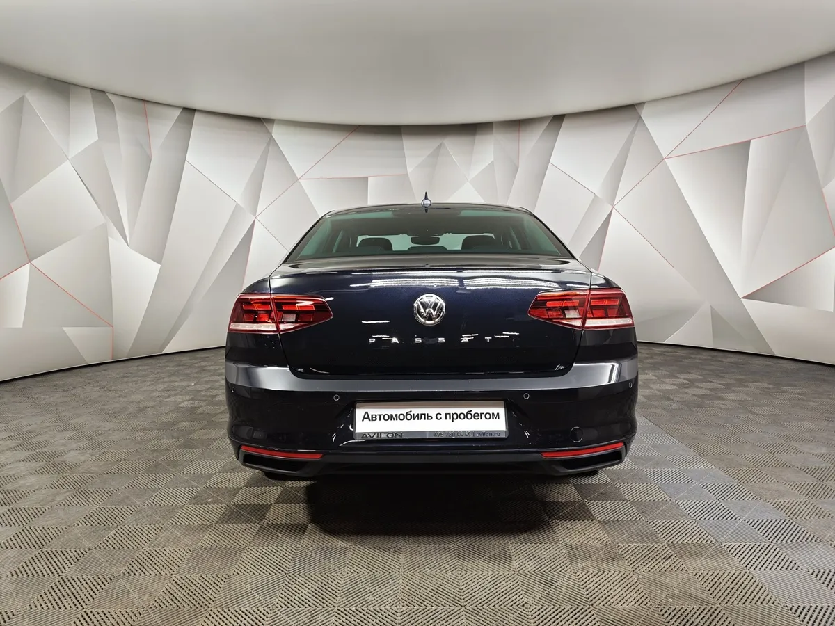 Volkswagen Passat 1.4 TSI BlueMotion DSG (150 л.с.) Highline Черный в АВИЛОН. Слайд №8