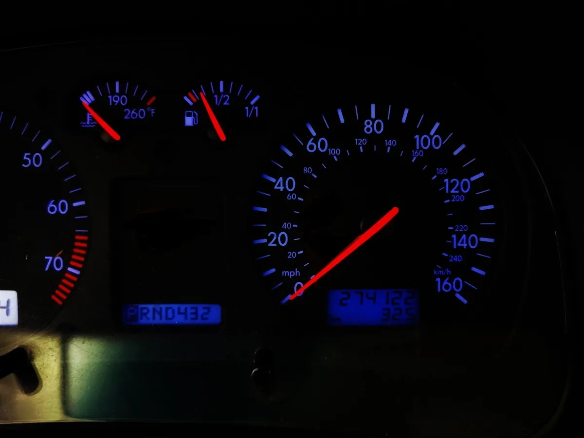 Volkswagen Jetta 1.8 5V Turbo AT (180 л.с.) Синий в АВИЛОН. Слайд №16