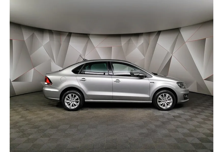 LIVE. Слайд №4