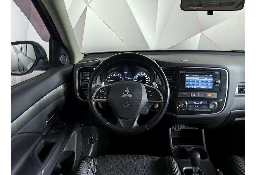 Mitsubishi Outlander 2.0 CVT 4WD (146 л.с.) Серый в АВИЛОН. Слайд №20