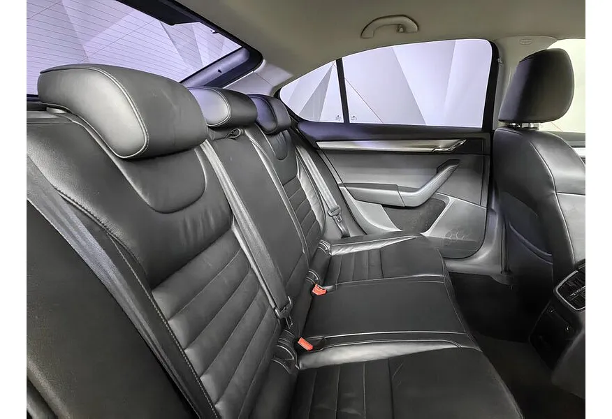 Skoda Octavia 1.8 TSI DSG (180 л.с.) Коричневый в АВИЛОН. Слайд №15