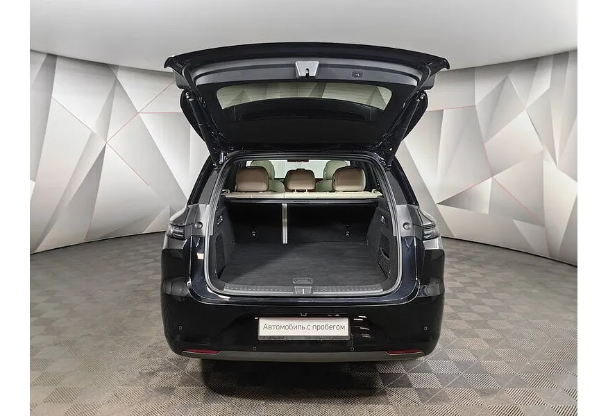 Li Auto L6 1.5 AT 4WD (150 л.с.) Max Черный в АВИЛОН. Слайд №11