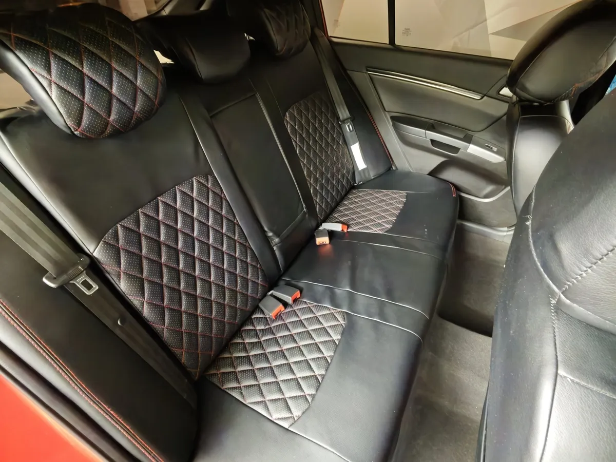 Geely Emgrand 7 1.8 MT (129 л.с.) Красный в АВИЛОН. Слайд №16