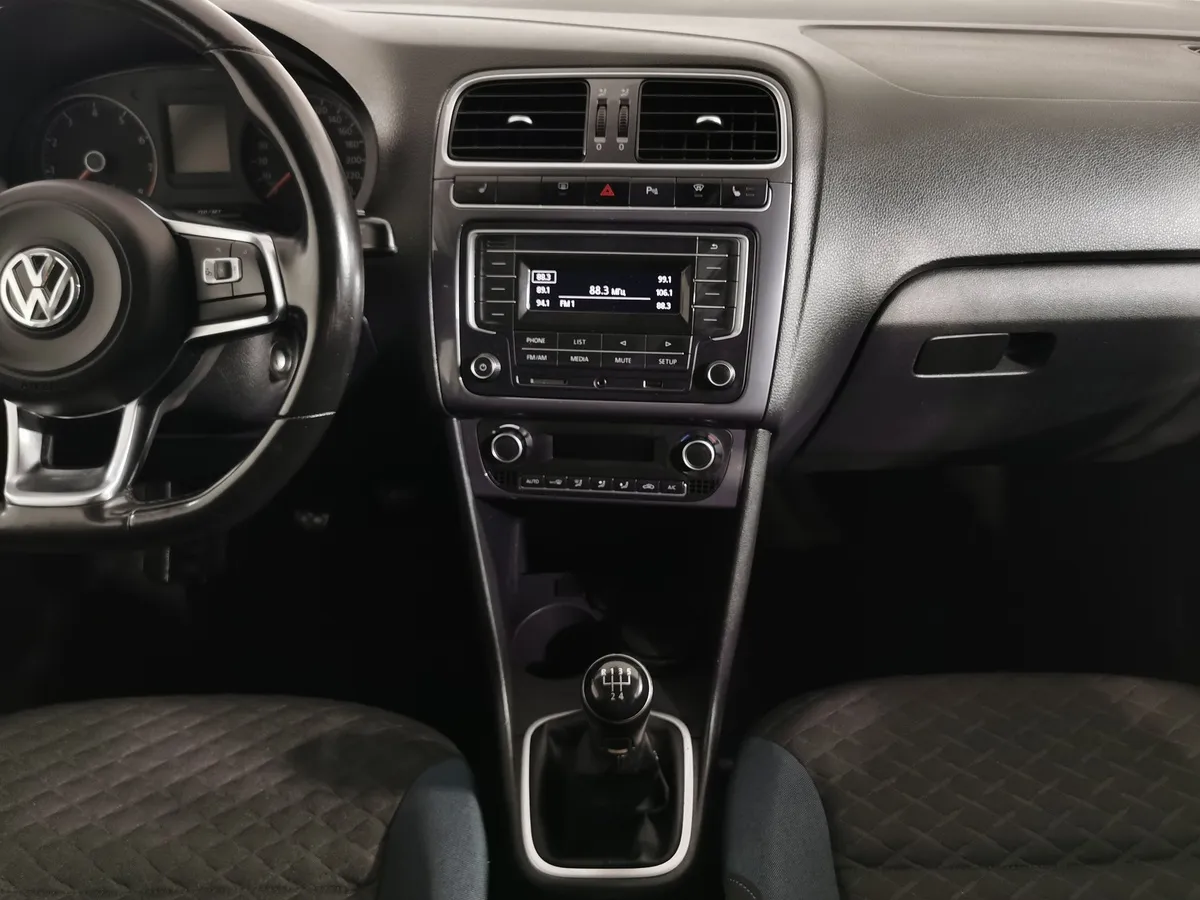 Volkswagen Polo 1.6 Tiptronic (105 л.с.) Comfortline Коричневый в АВИЛОН. Слайд №14