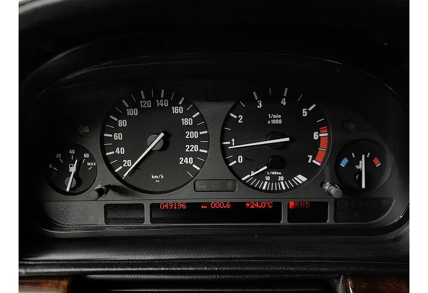 АВИЛОН - BMW 7 серия 750iL AT (326 л.с.) Черный - slide 16