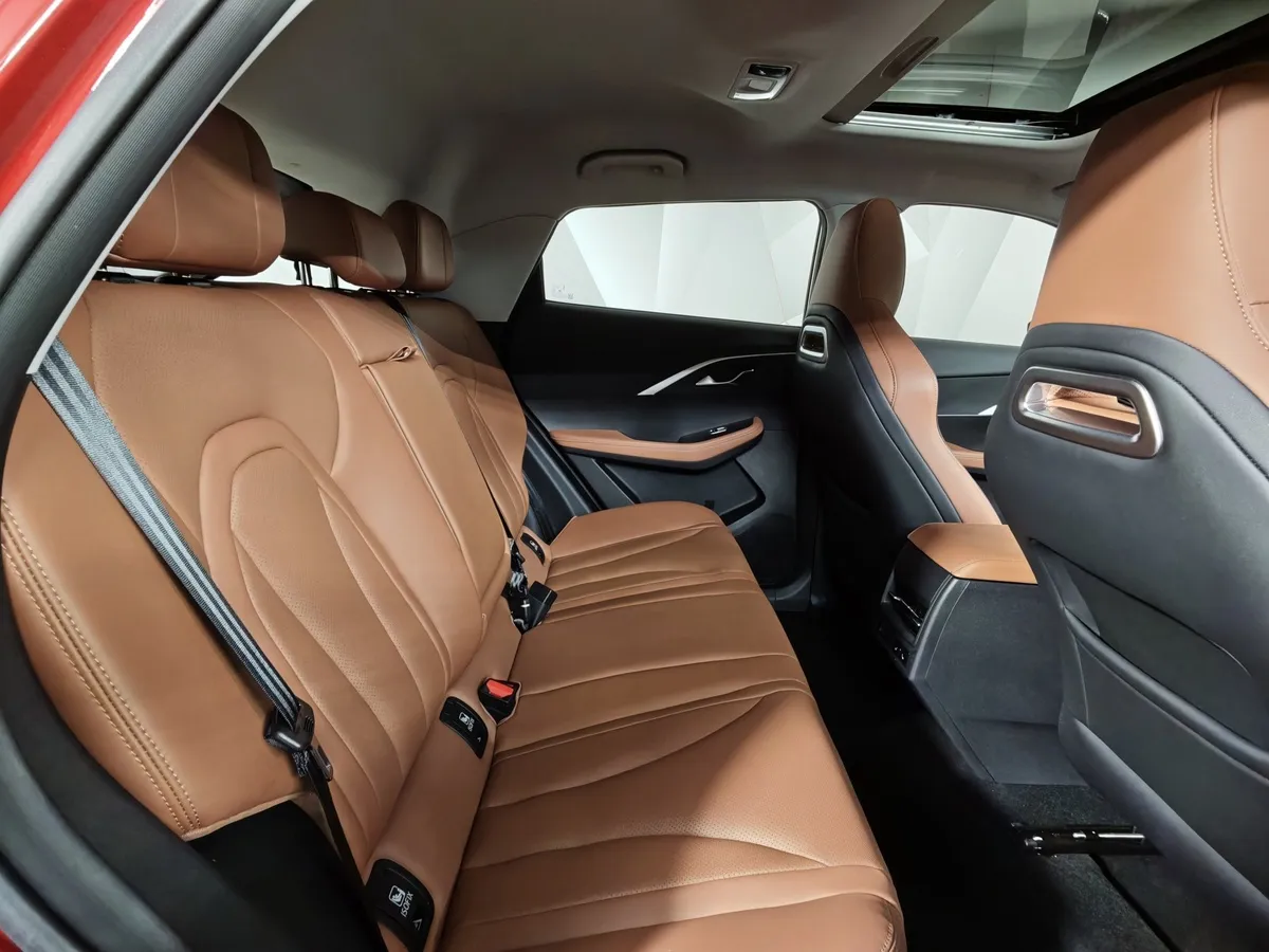 Omoda C5 1.5T CVT (147 л.с.) Ultimate Красный в АВИЛОН. Слайд №16