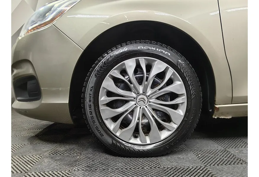 LIVE. Слайд №16