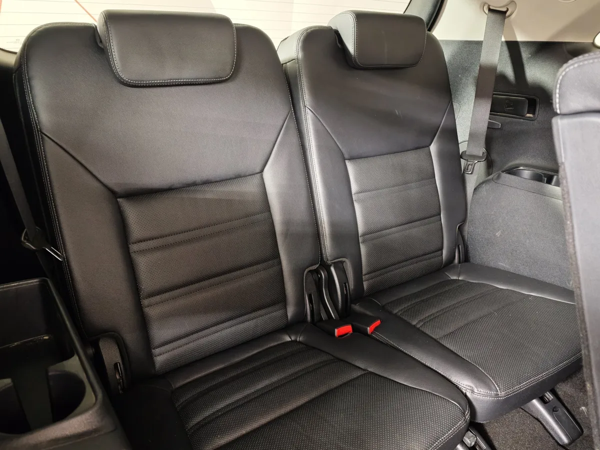 Kia Sorento 2.2 D AT AWD (5 мест) (200 л.с.) Prestige Белый в АВИЛОН. Слайд №24
