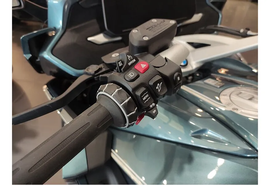 BMW Motorrad K 1600 GTL K 1600 GTL 1649 см³ (160) 1649 Синий в АВИЛОН. Слайд №9