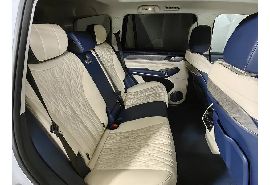 TANK 500 3.0 Turbo V6 AT 4WD (299 л.с.) Премиум Белый в АВИЛОН. Слайд №16