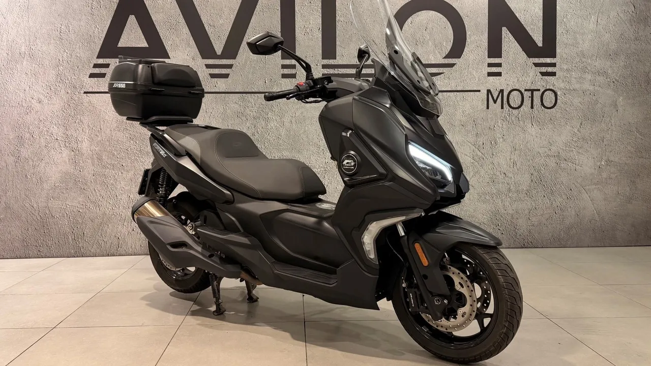 QJMOTOR FORT 350 350 см³ (34 л.с.) 350 Черный в АВИЛОН. Слайд №2
