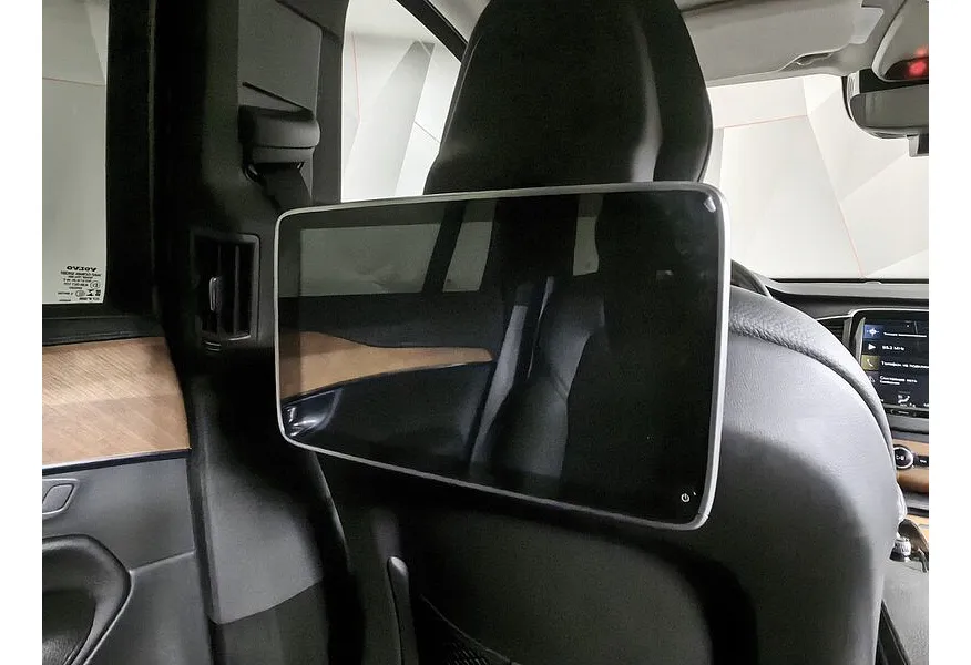 Volvo XC90 2.0 T5 Drive-E AT AWD (7 мест) (249 л.с.) Momentum Белый в АВИЛОН. Слайд №18