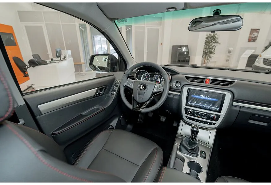 Sollers ST6 2.0G 6MT AWD (176 л.с.) Comfort Черный в АВИЛОН. Слайд №5