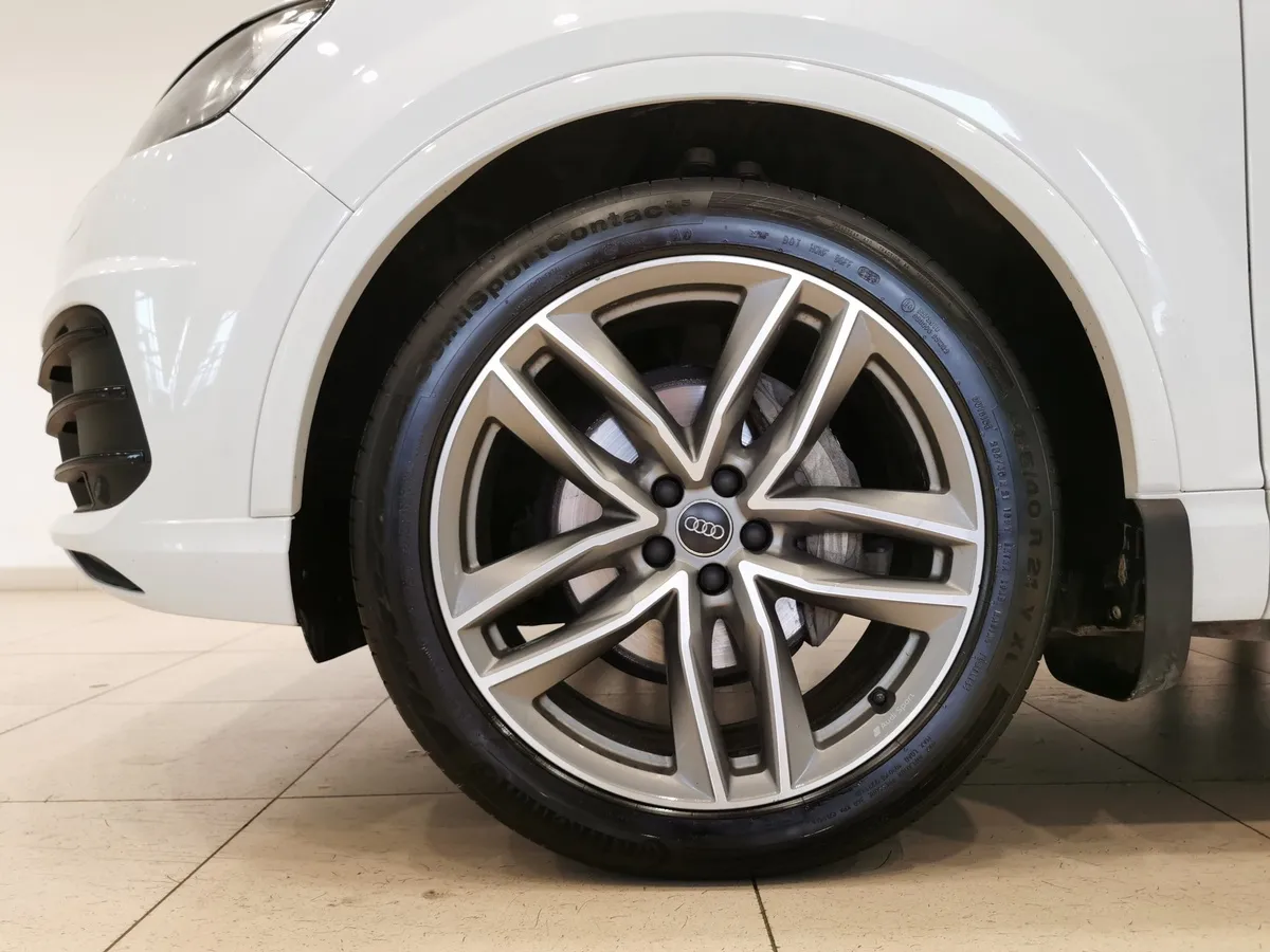 Audi Q7 3.0 TDI Tiptronic quattro (249 л.с.) Белый в АВИЛОН. Слайд №9