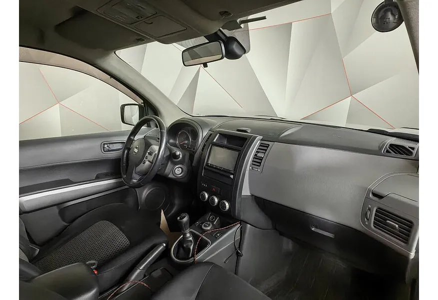 Nissan X-Trail 2.0 TD MT AWD (150 л.с.) Серебристый в АВИЛОН. Слайд №8