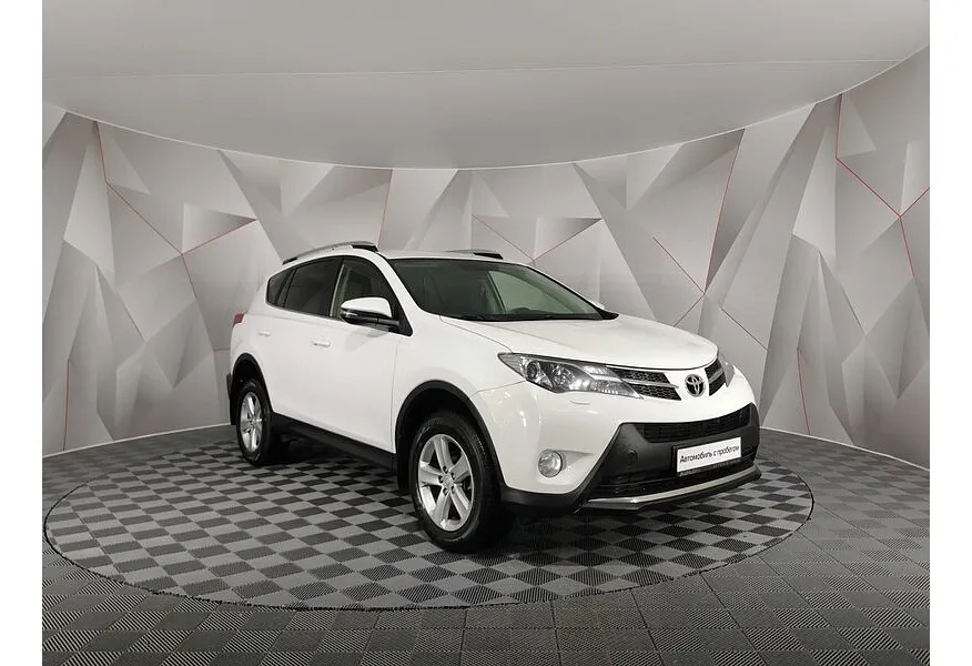 Toyota RAV4 2.0 MT AWD (146 л.с.) Белый в АВИЛОН. Слайд №3