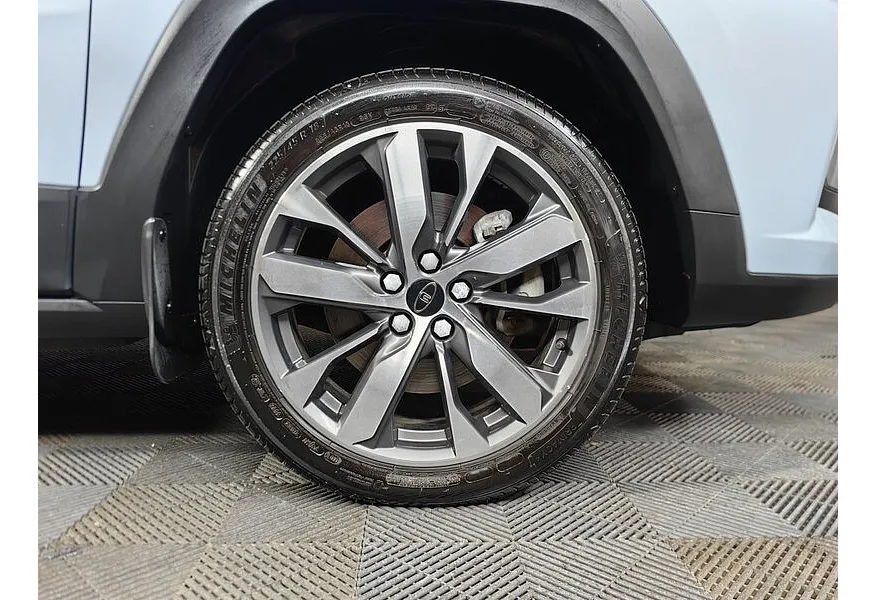 LIVE. Слайд №16