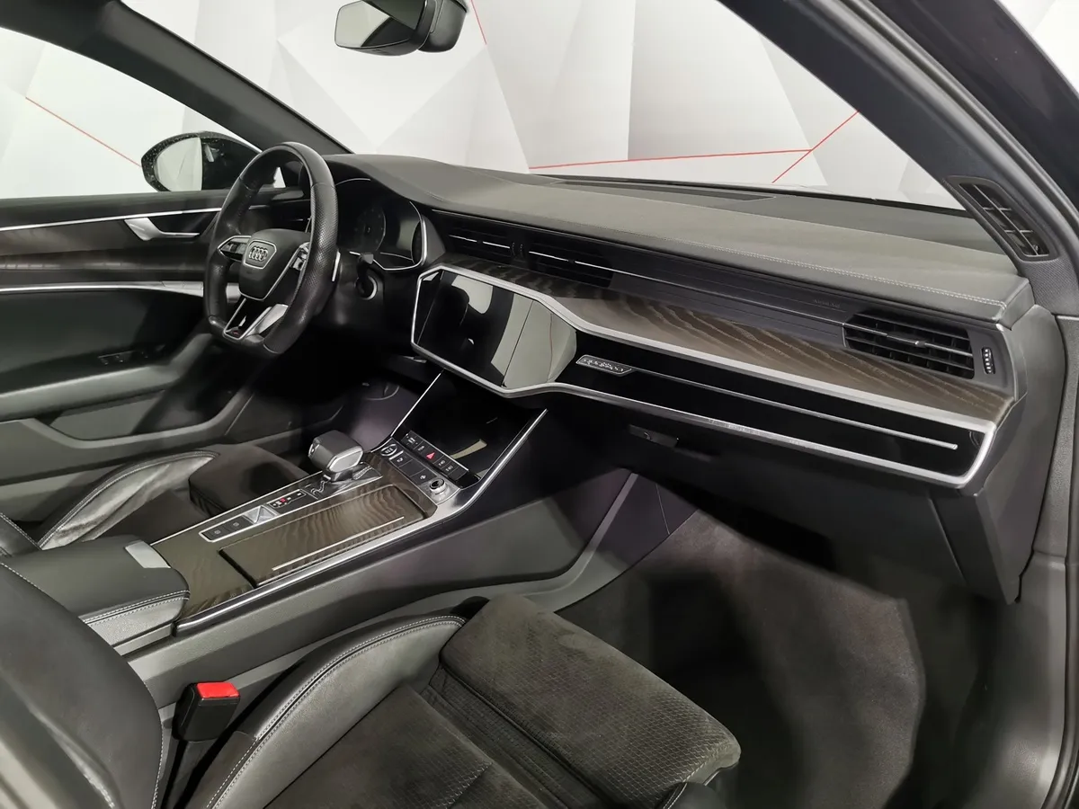 Audi A6 45 TFSI quattro S tronic (245 л.с.) Design Черный в АВИЛОН. Слайд №12