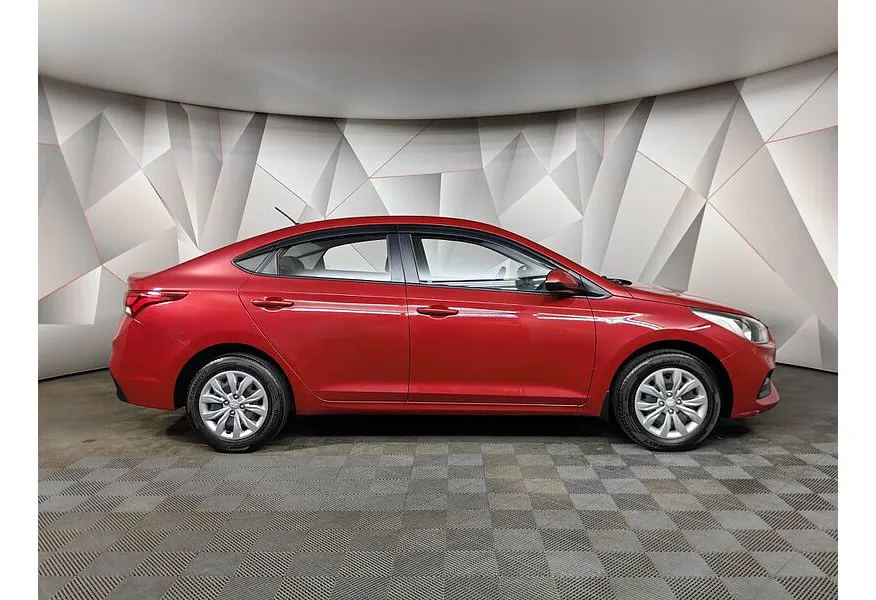 Hyundai Solaris 1.6 AT (123 л.с.) Active Plus Красный в АВИЛОН. Слайд №4