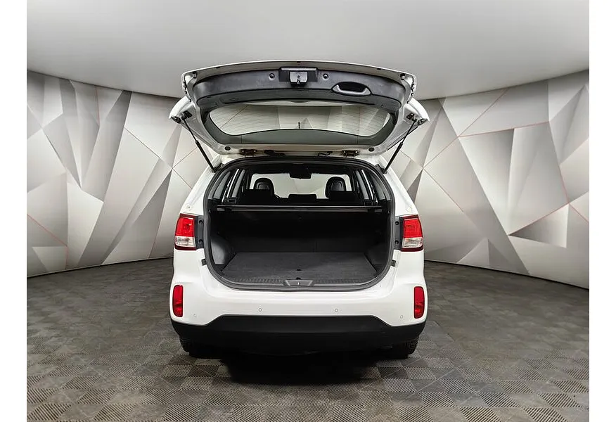 Kia Sorento 2.4 MT 4WD (174 л.с.) Белый в АВИЛОН. Слайд №11