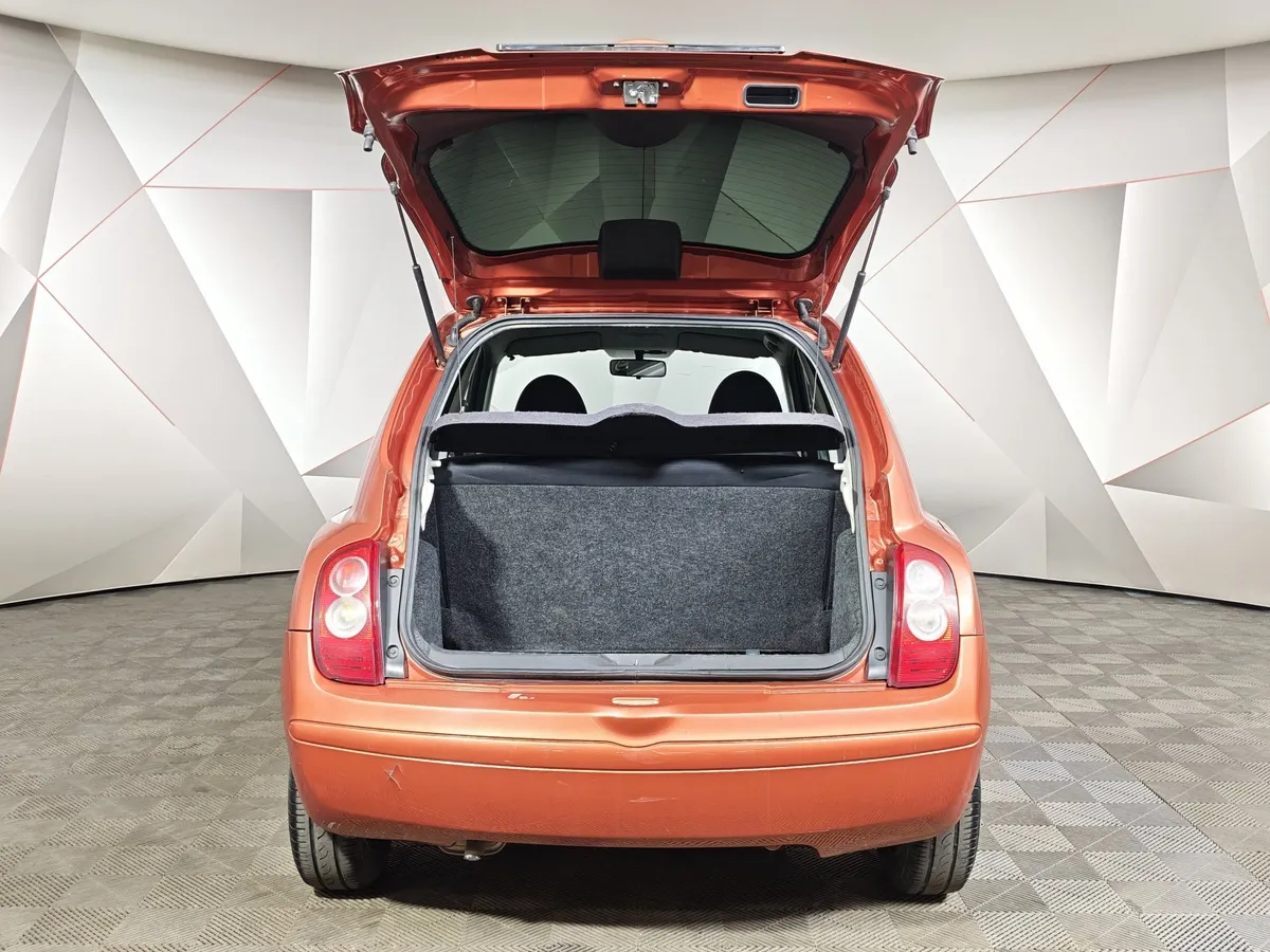 Nissan Micra 1.2 AT (80 л.с.) Оранжевый в АВИЛОН. Слайд №11
