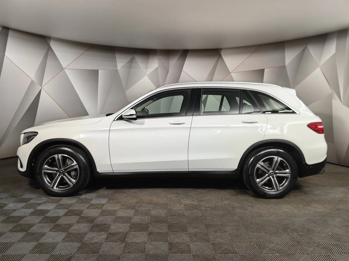 Mercedes-Benz GLC 250 9G-TRONIC 4MATIC (211 л.с.) Premium Белый в АВИЛОН. Слайд №5