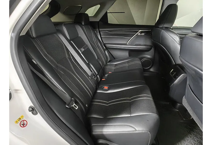 АВИЛОН - Lexus RX 2.0 AT AWD (238 л.с.) Premium + Black Vision Белый - slide 12