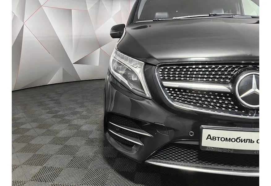 Mercedes-Benz V-Класс V 220 d AT L2 4x4 (163 л.с.) AMG Line Черный в АВИЛОН. Слайд №10
