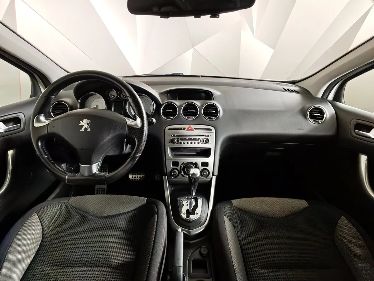 Peugeot 308 1.6 VTi AT (120 л.с.) Белый в АВИЛОН. Слайд №13
