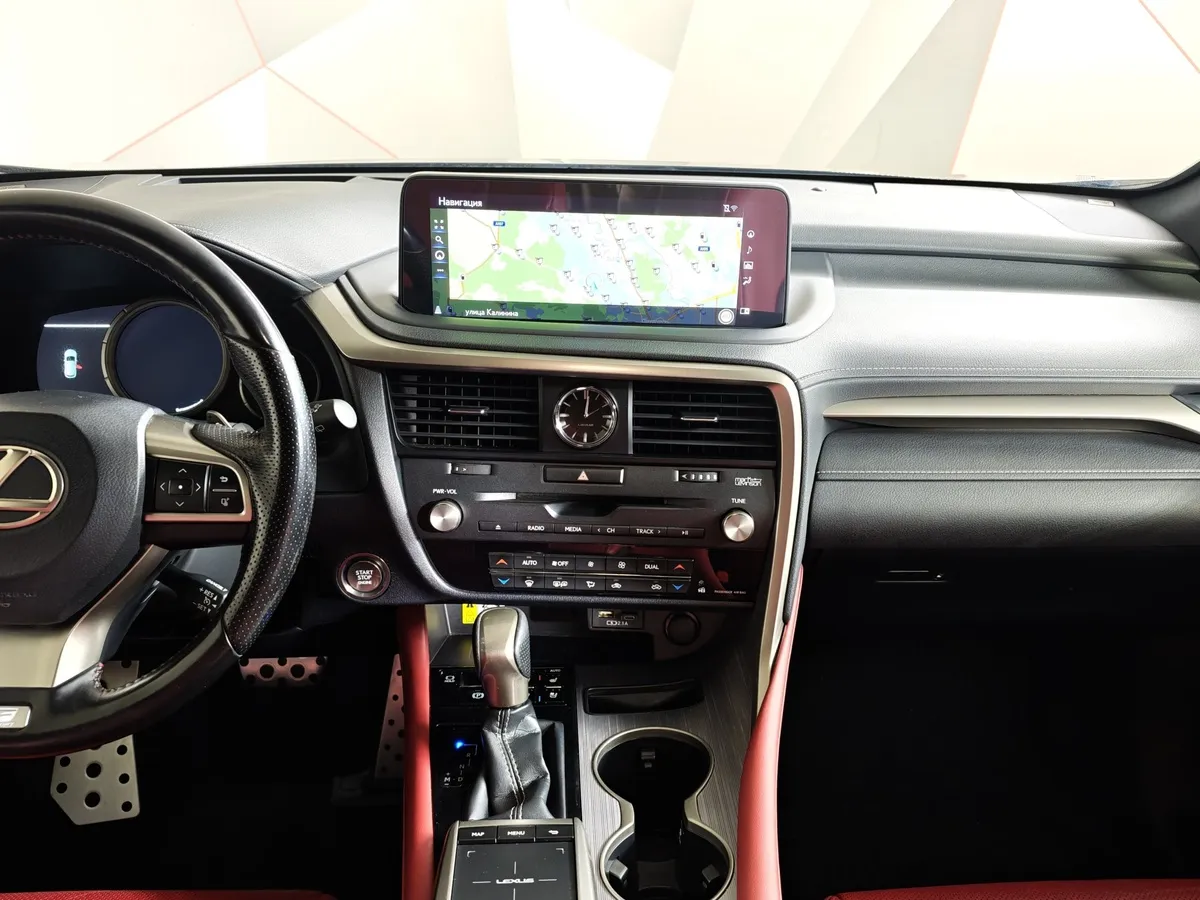 Lexus RX 350 AT AWD (300 л.с.) Luxury Черный в АВИЛОН. Слайд №15
