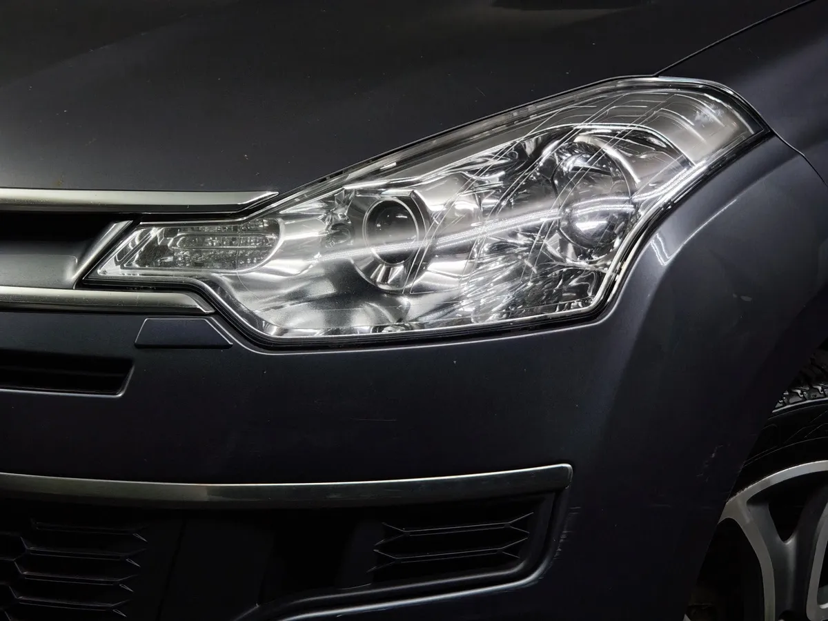 Citroen C-Crosser 2.4 CVT 4WD (170 л.с.) Серый в АВИЛОН. Слайд №10