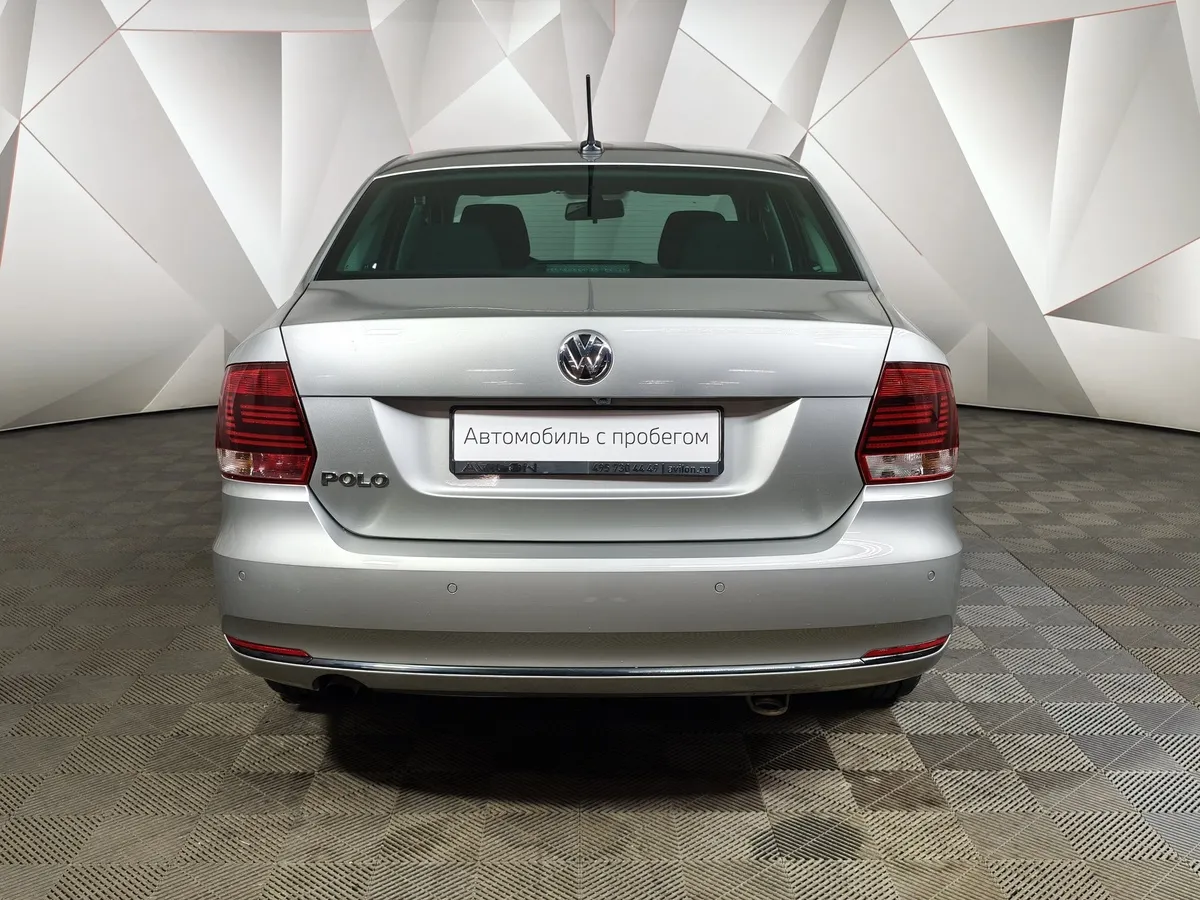 Volkswagen Polo 1.6 MPI AT (110 л.с.) Trendline Серебристый в АВИЛОН. Слайд №8