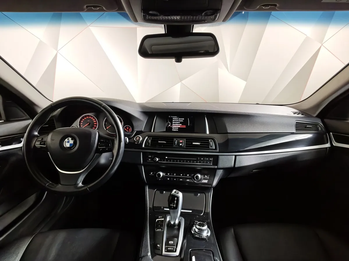 BMW 5 серия 520d Steptronic (190 л.с.) Черный в АВИЛОН. Слайд №11