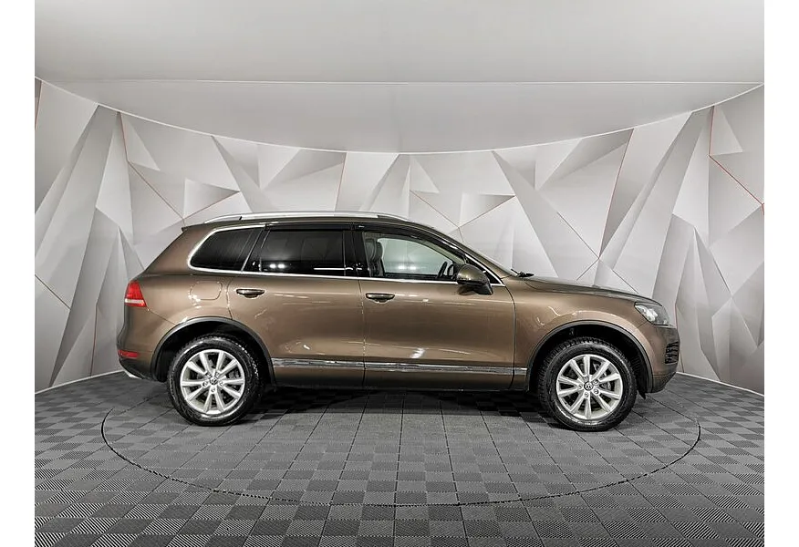 Volkswagen Touareg 3.0 TDI Tiptronic 4Motion (245 л.с.) Коричневый в АВИЛОН. Слайд №6