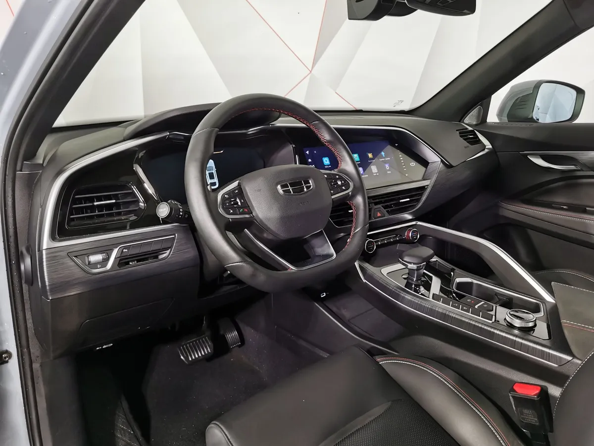 Geely Tugella 2.0 AT AWD (238 л.с.) Flagship Серый в АВИЛОН. Слайд №18