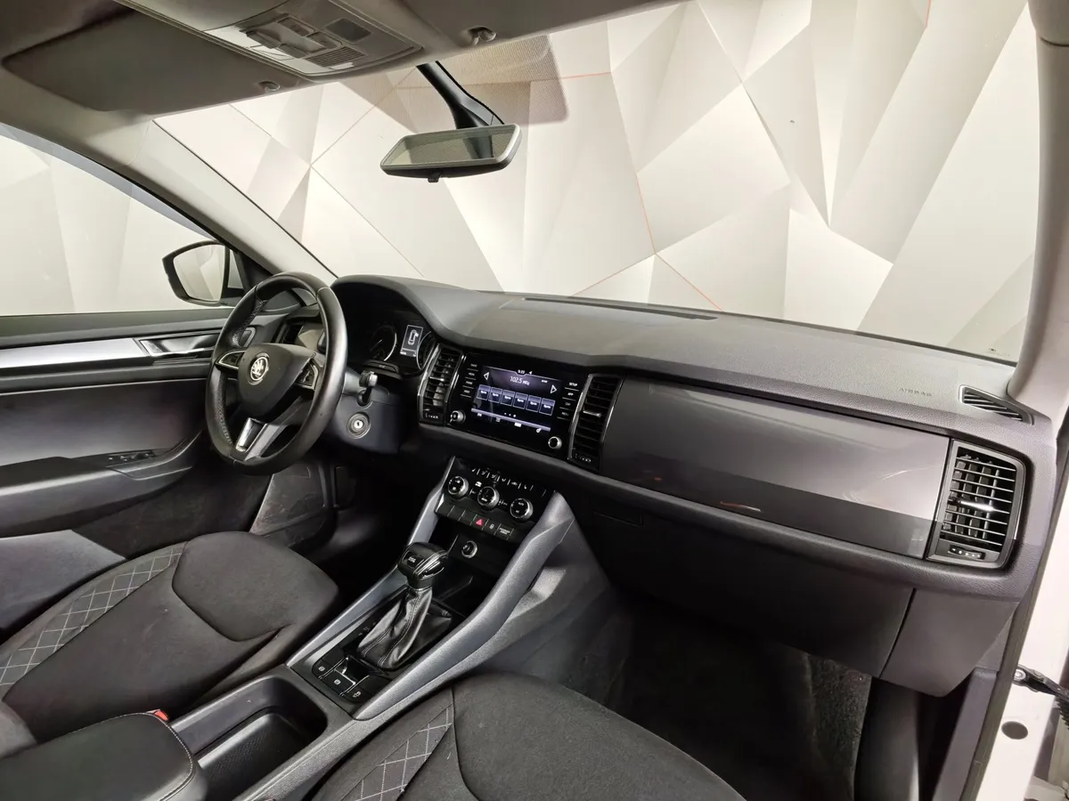Skoda Kodiaq 1.4 TSI DSG (150 л.с.) Белый в АВИЛОН. Слайд №12