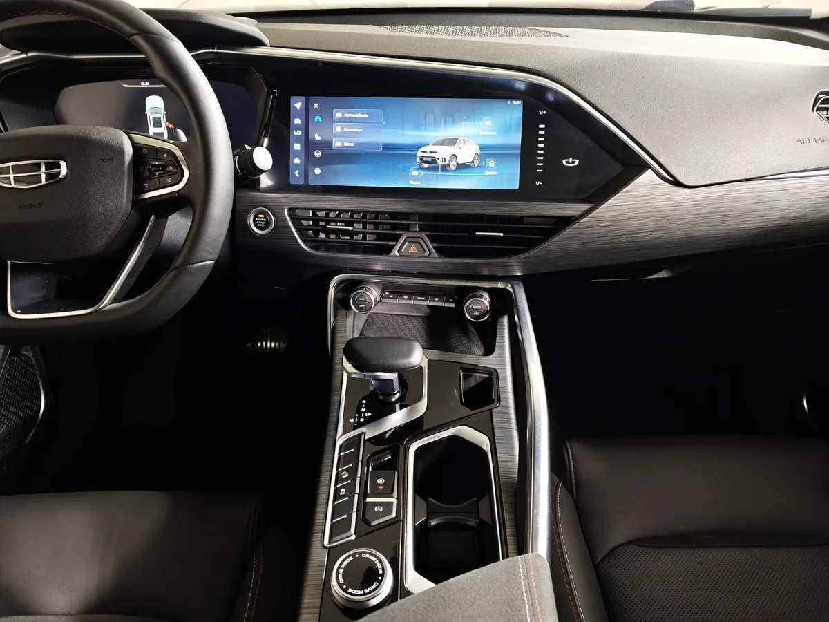 Geely Tugella 2.0 AT AWD (238 л.с.) Flagship Черный в АВИЛОН. Слайд №13