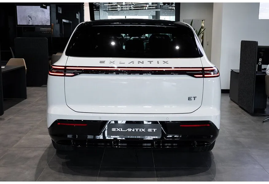 EXEED Exlantix ET 1.5 AT 4WD (469 л.с.) Белый в АВИЛОН. Слайд №4
