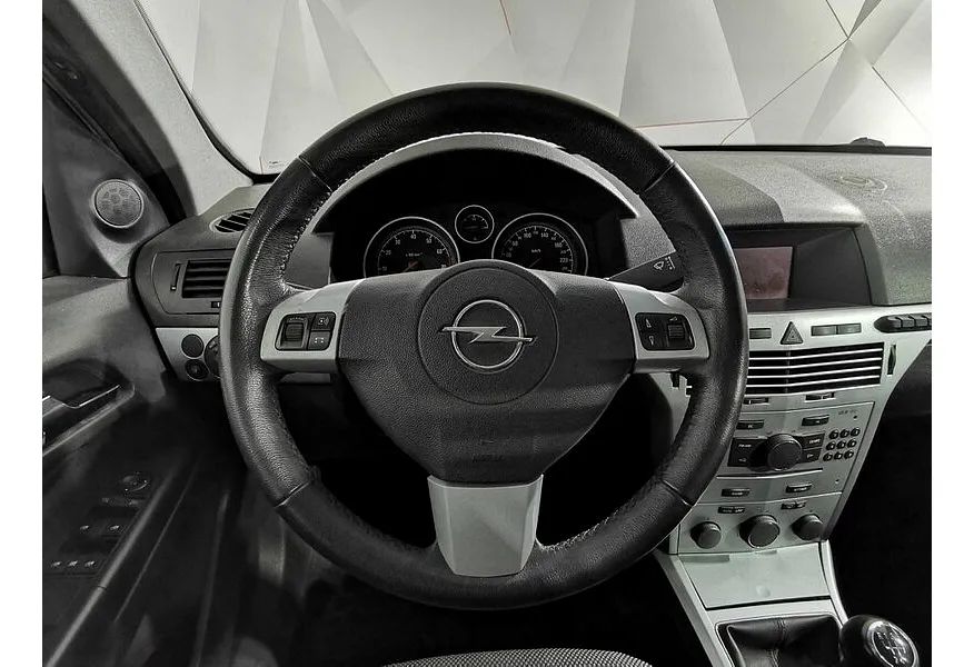 Opel Astra 1.6 MT (115 л.с.) Серебристый в АВИЛОН. Слайд №19