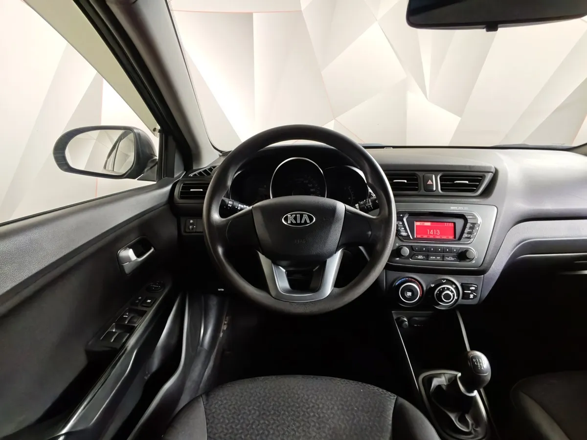 Kia Rio 1.6 MT (123 л.с.) Серый в АВИЛОН. Слайд №19