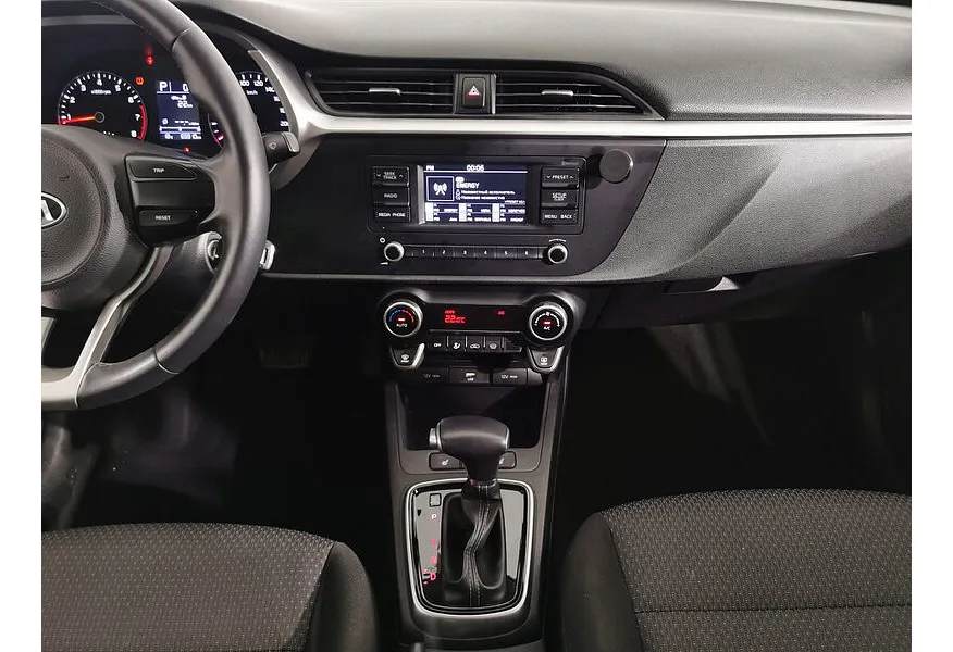 Kia Rio 1.6 AT (123 л.с.) Comfort Белый в АВИЛОН. Слайд №14