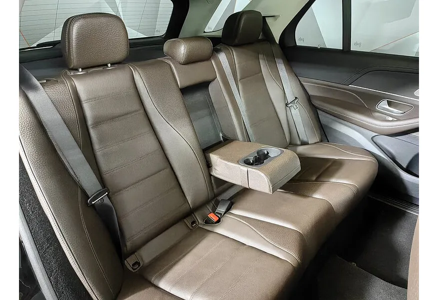 Mercedes-Benz GLE 300 d 4MATIC 9G-TRONIC (245 л.с.) Sport Plus Черный в АВИЛОН. Слайд №17